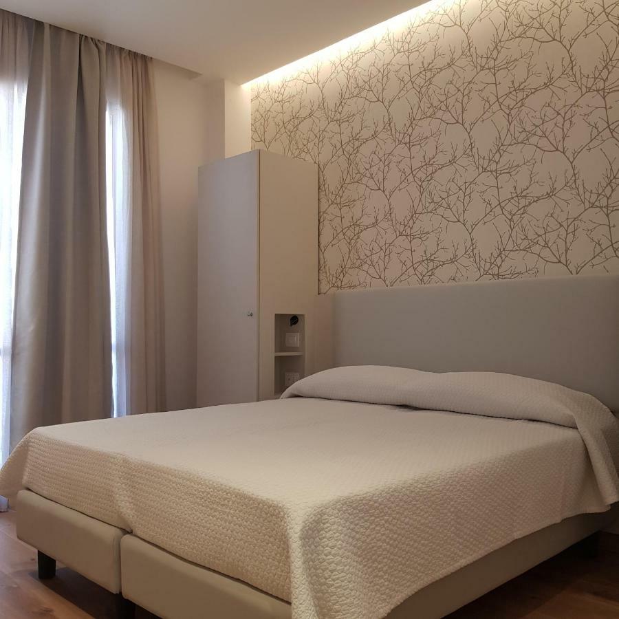 Feel Good Hotel Rimini Exterior photo